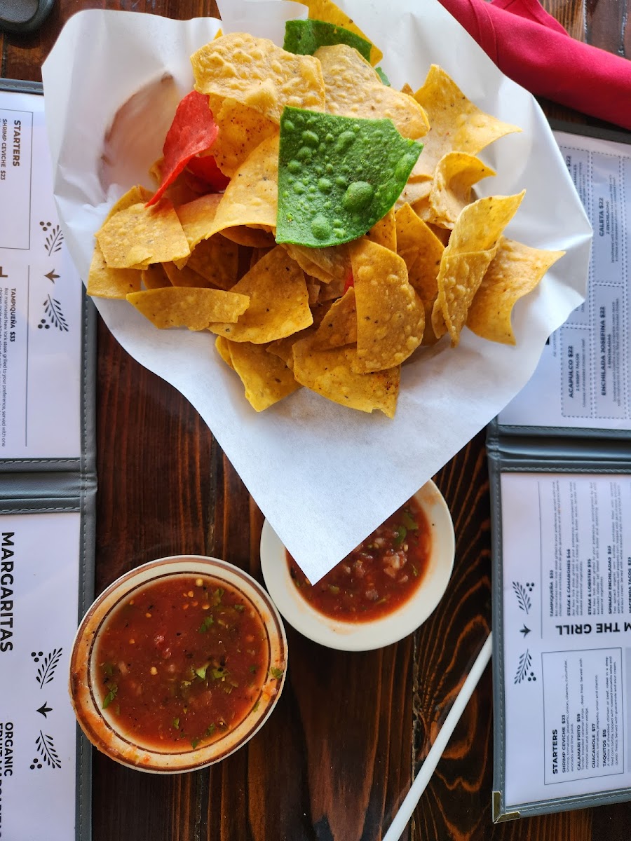 Hacienda On The Lake-6